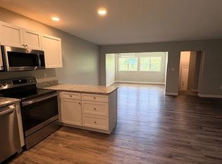 170 Flanders Rd #R7, Niantic, CT 06357
