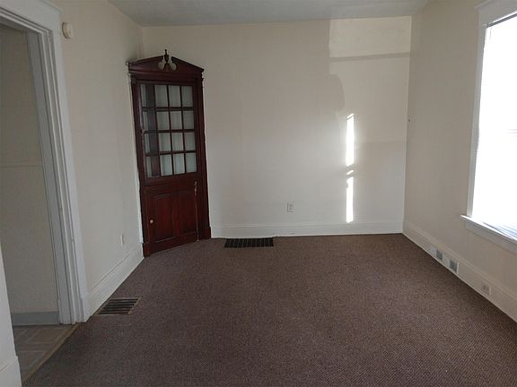 2nd image of 920 Cleveland Ave