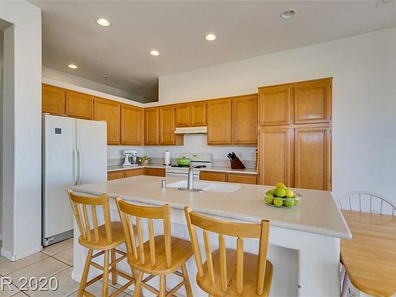 5th image of 188 Emerald Mountain Ave