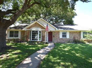 8502 Braes Meadow Dr, Houston, TX 77071