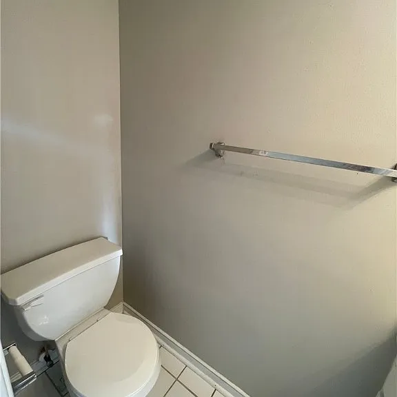 7806 Fern Hollow Dr — Photo 9