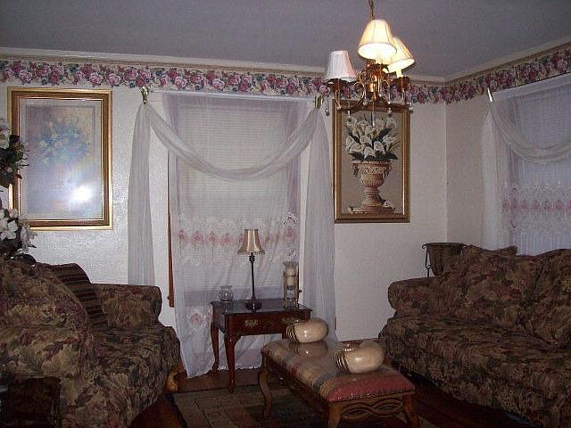 2nd image of 235 W Danner Ave