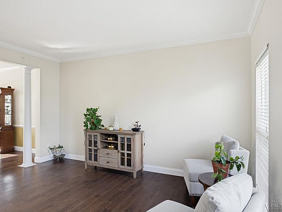 4th image of 6558 Rosegate Ct