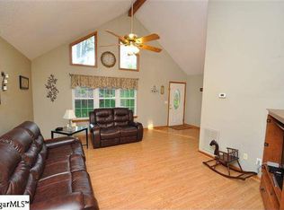 1401 Winding Way, Taylors, SC 29687