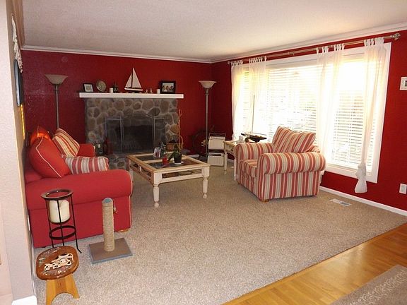 2nd image of 10617 44th Ave E