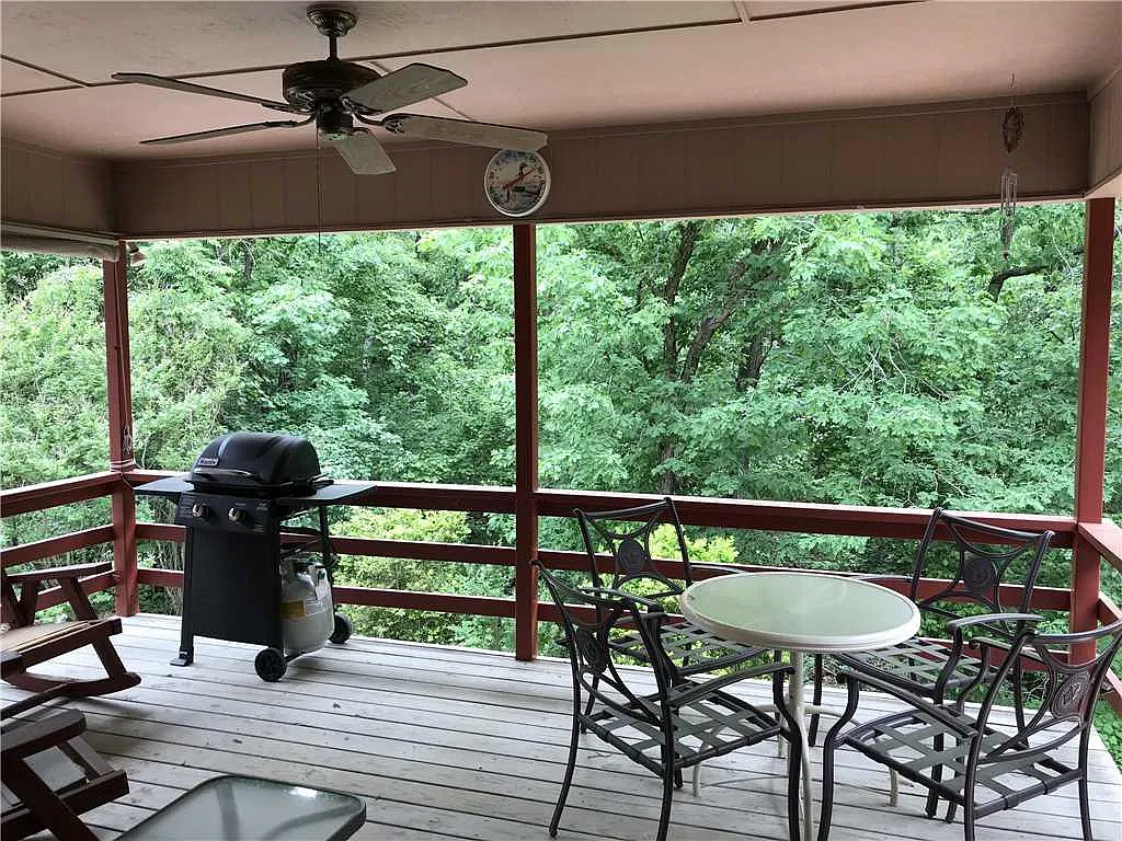 3 bed, 1640 sqft, $1,900 — Photo 3