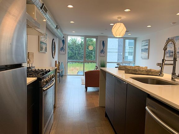 4th image of 1422 N 7th St #3A