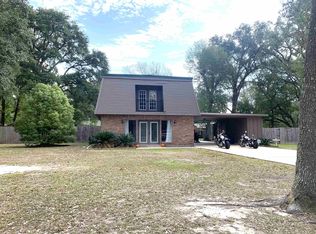 210 Live Oak St, Bridge City, TX 77611