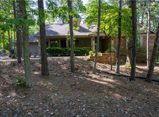 3 Devizis Dr, Bella Vista, AR 72714