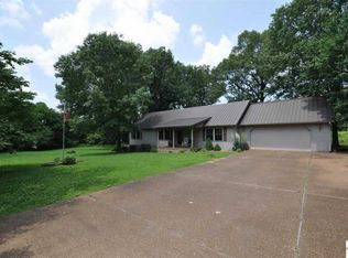 173 Paris Rd, Calvert City, KY 42029