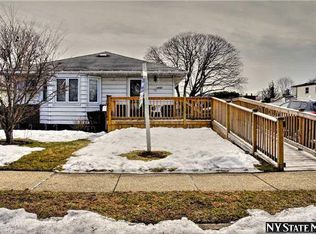 2682 Grove Ave, East Meadow, NY 11554