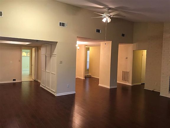 3rd image of 7418 Soledad Dr