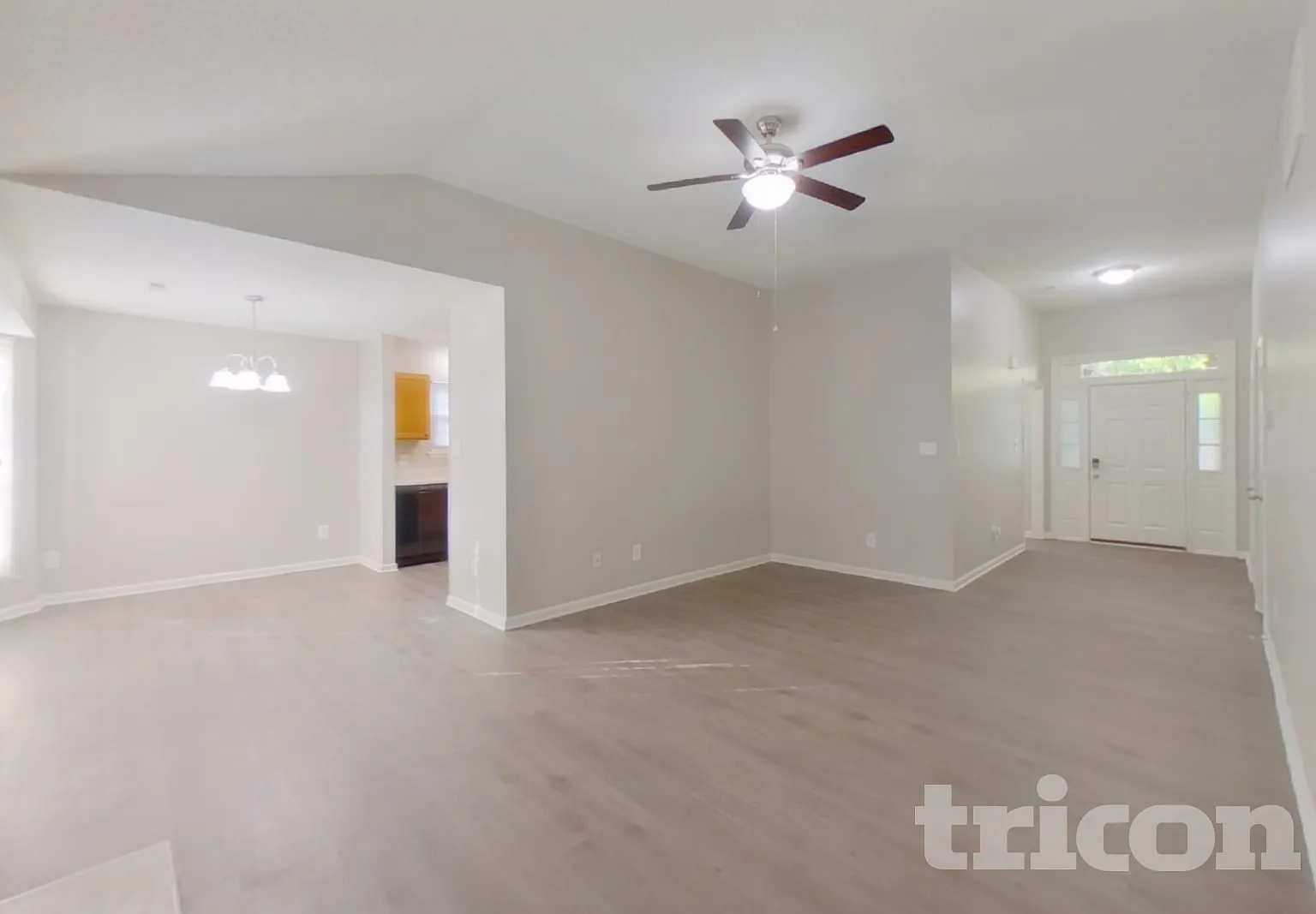 10334 Creswell Court Charlotte NC — Photo 2