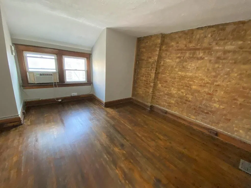 231 W McMillan Unit 3 — Photo 3
