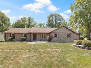 26 Sleepy Hollow Dr, Westfield, IN 46074