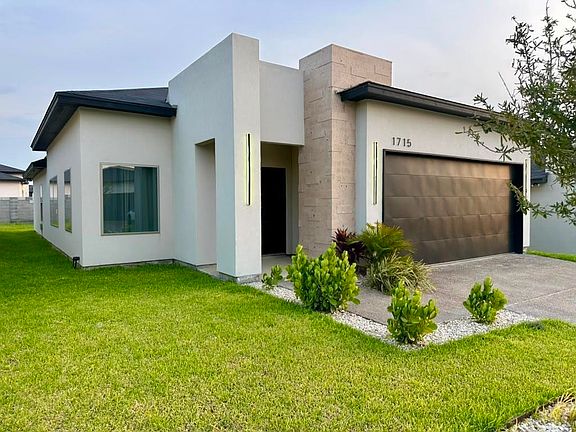 4th image of 1715 Coba Dr