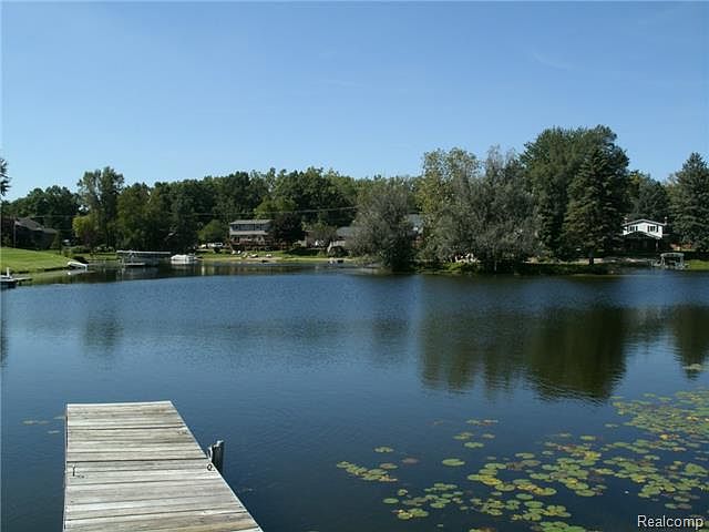 1st image of 6506 Ellinwood Dr