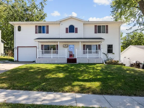 4460 Lakewood Dr, Norwalk, IA 50211