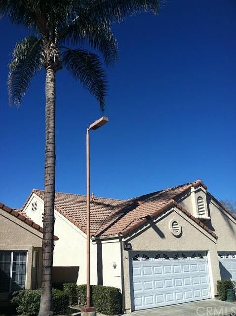 1st image of 985 Sunrise St