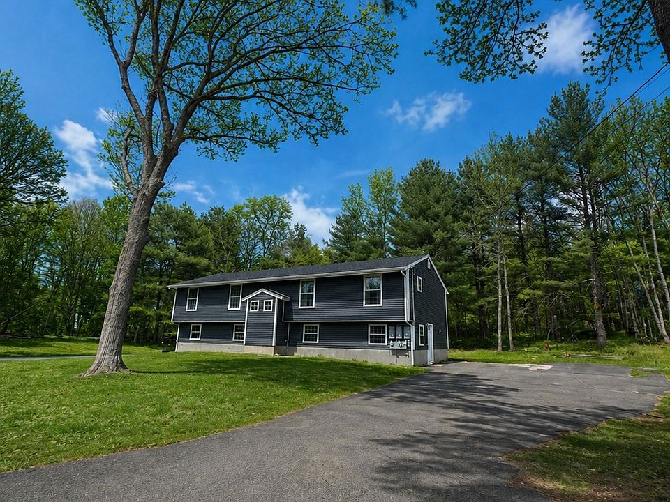 1st image of 83 Beach St #83