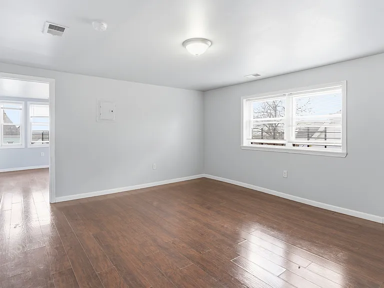59-61 Farley Ave #3 — Photo 8