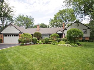 505 Greenvale Rd, Lake Forest, IL 60045