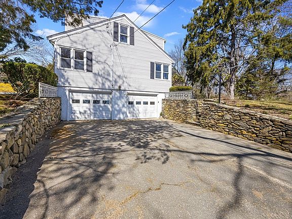 5th image of 15 Coles Ln