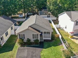 1008 Middleton St, Colonial Beach, VA 22443