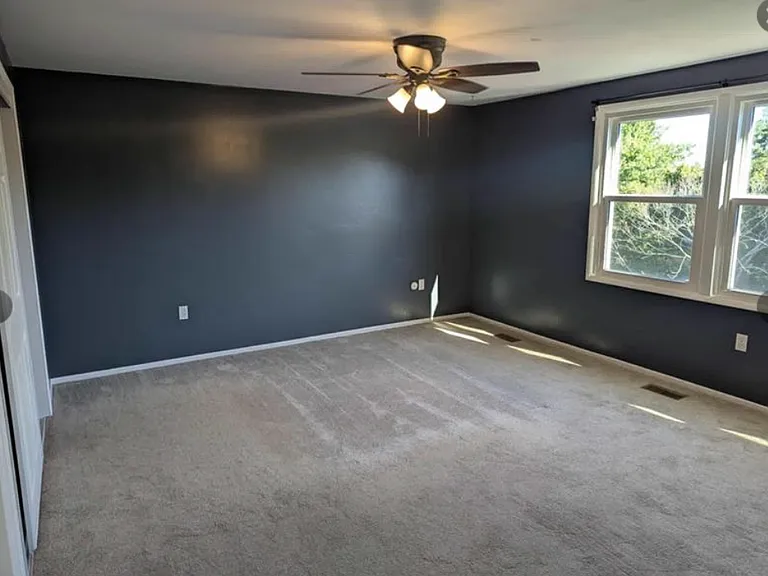 120 Scottsdale Dr — Photo 11
