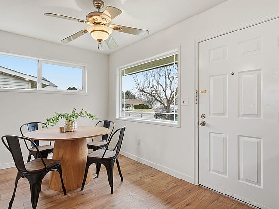 5th image of 2213 Duportail St