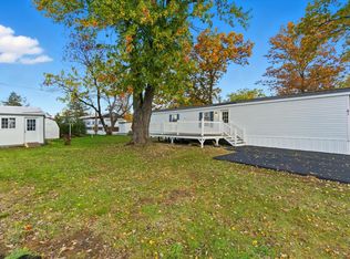 41 Longmeadow Dr, Concord, NH 03301