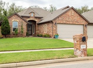 2660 Coles Creek Ln, Yukon, OK 73099