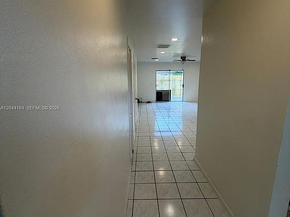 3rd image of 2065 NE 139th St