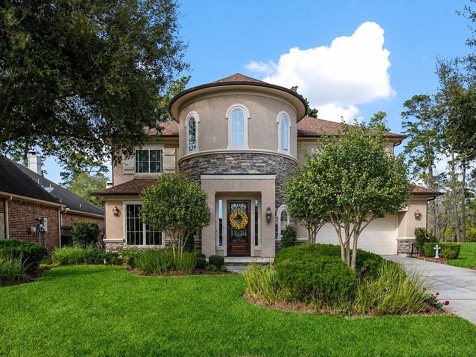 1st image of 3303 N Cotswold Manor Dr