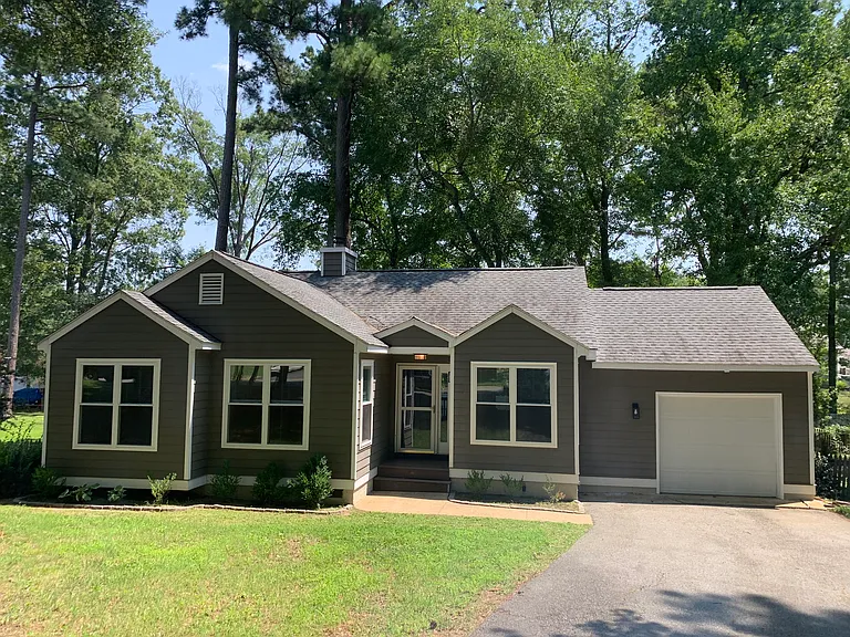 1517 Winters Hill Cir — Photo 1