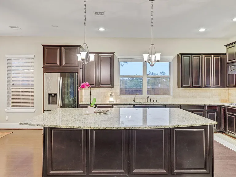 10423 Hatcher Dr — Photo 14