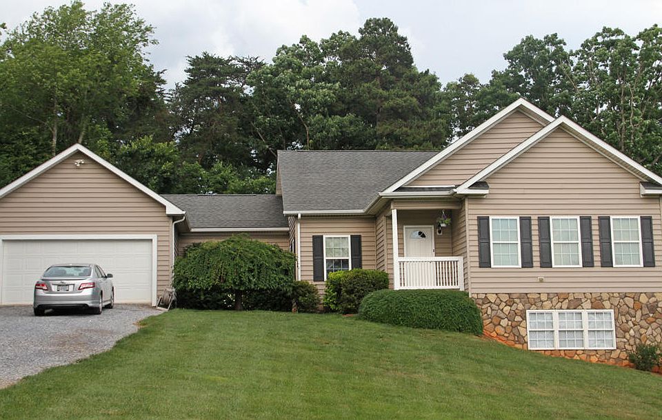 1st image of 3639 W Lynchburg Salem Tpke