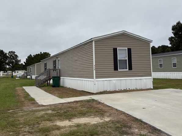 504 Blakley Dr