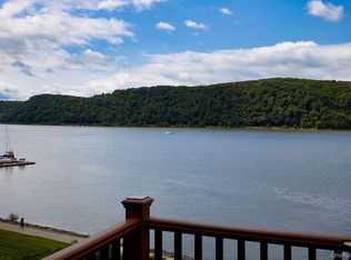 38 Hurlihe St #38B, Poughkeepsie, NY 12601