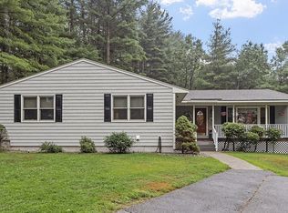 216 Westford Rd, Tyngsboro, MA 01879