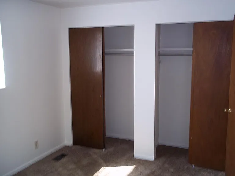 3442 S 575 W #D — Photo 6