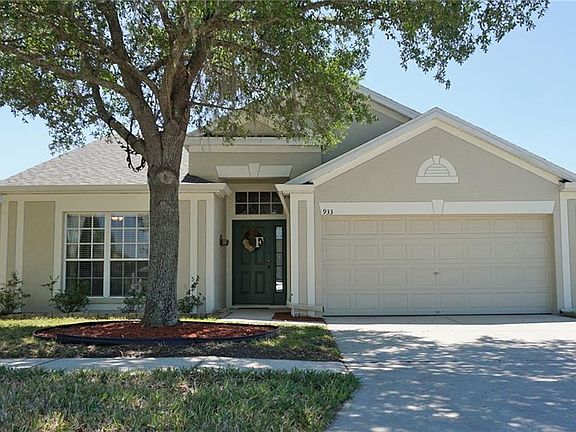 2nd image of 933 Summer Breeze Dr