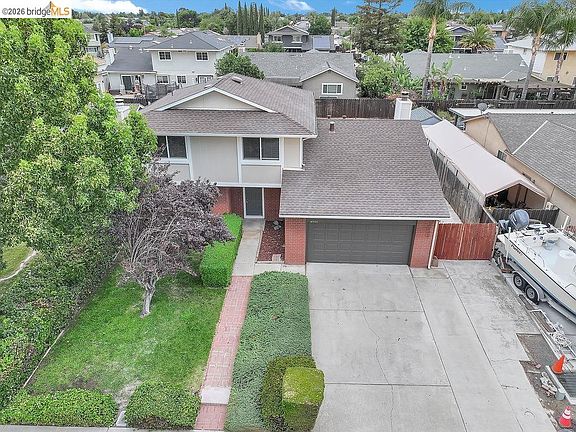 5th image of 4900 Burgundy Dr