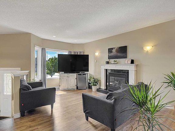 4th image of 10720 S 124b Ave