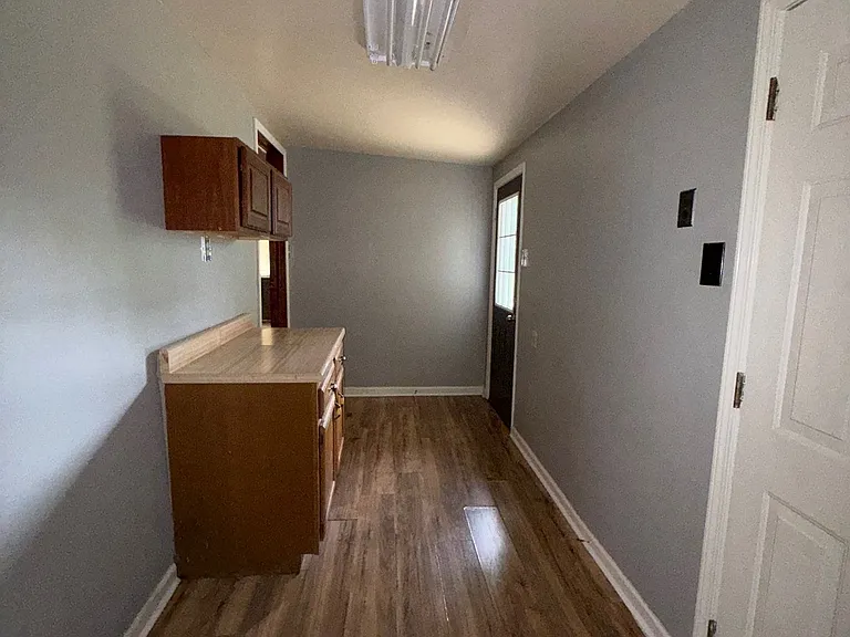 505 N College St — Photo 21
