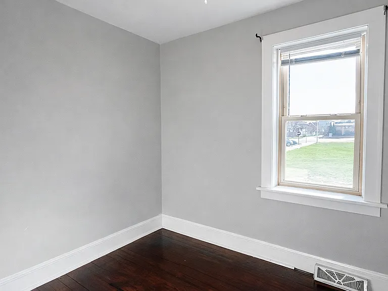1316 W Fred St #1 — Photo 5