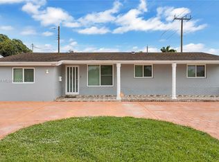 2441 Tarpon Dr, Hollywood, FL 33023