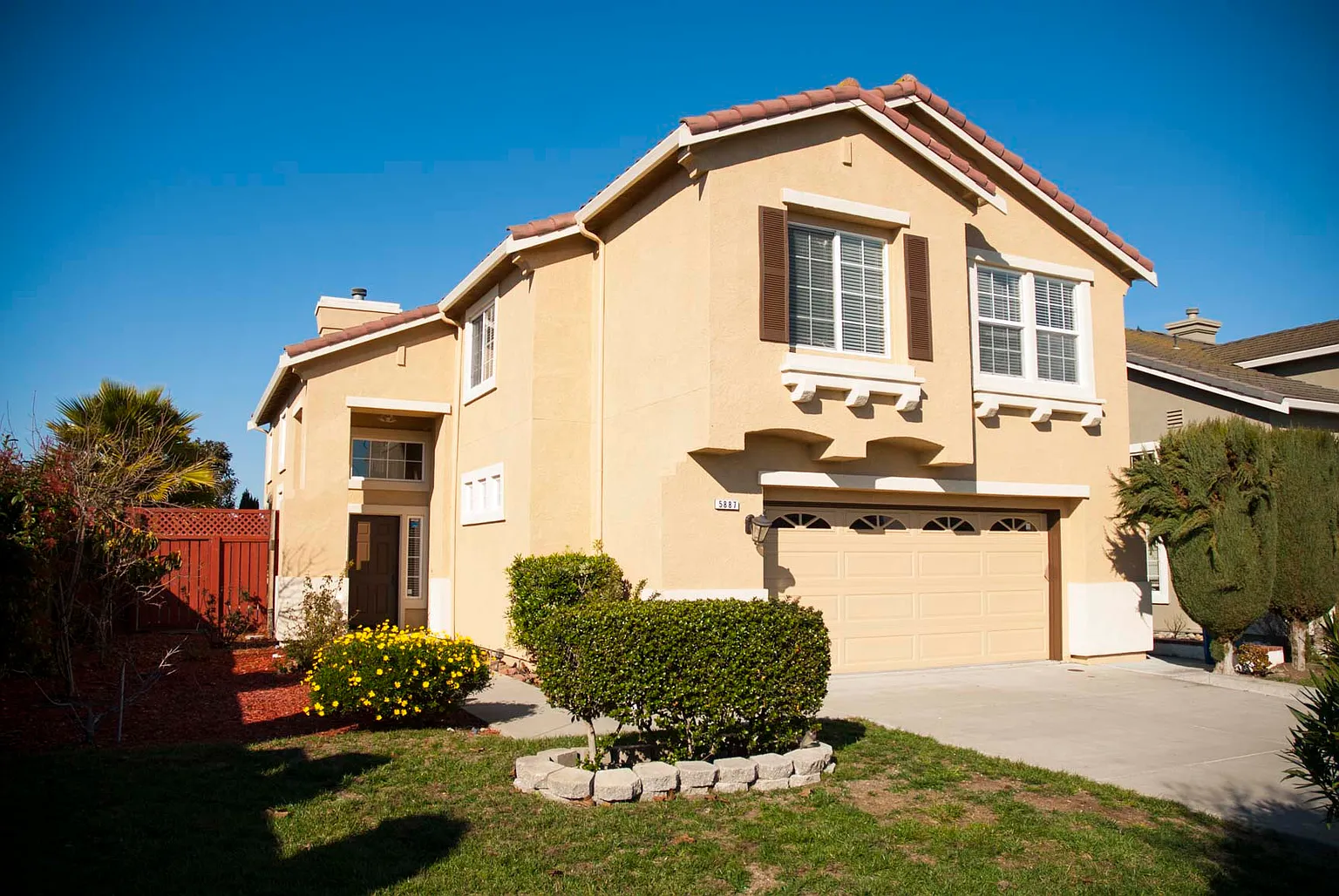 5887 Carmel Way photo 1