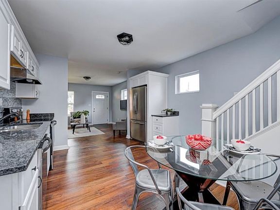 4th image of 1705 S East St #1707