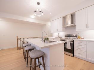 12 Griffith St, Aurora, ON L4G0C5